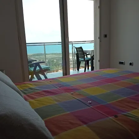 Апартаменти Sahara Beach, Sunrise & Mediterranean Sea Views Ла-Манга-дель-Мар-Менор