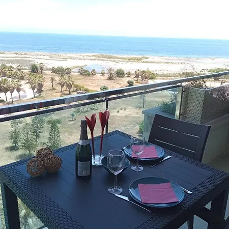 Sahara Beach, Sunrise & Mediterranean Sea Views 拉曼加戴尔马尔梅纳